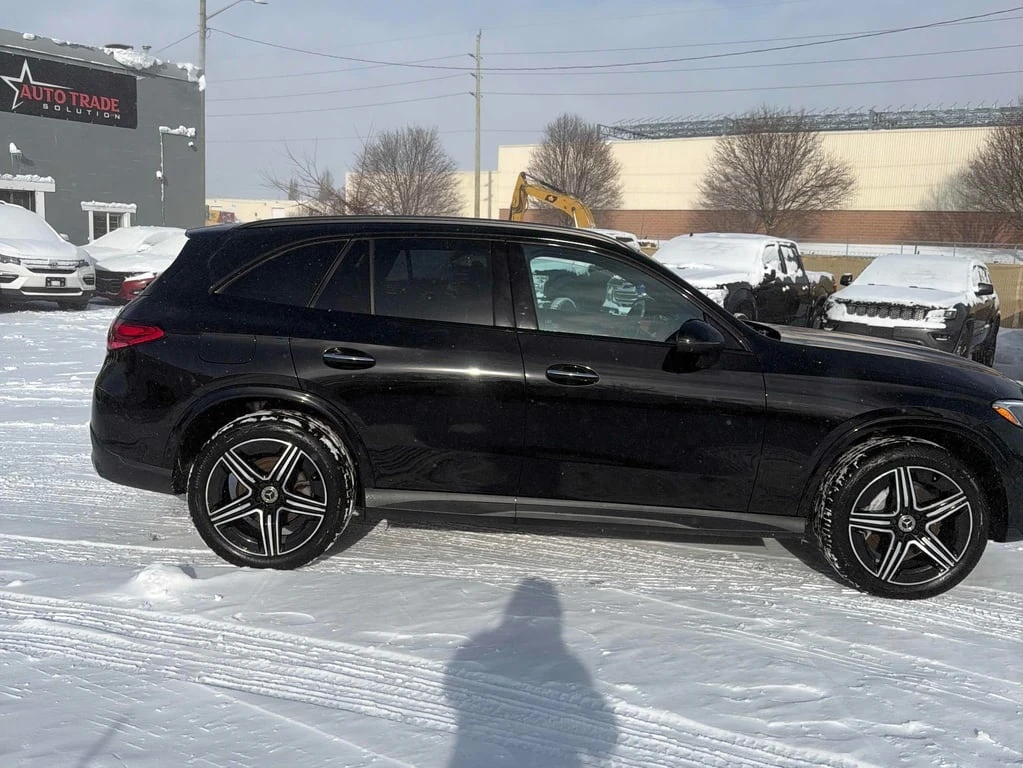 Mercedes-Benz GLC 300 * 4MATIC * CARFAX * ДИСТРОНИК * 360 * ПОДГРЕВ - изображение 3