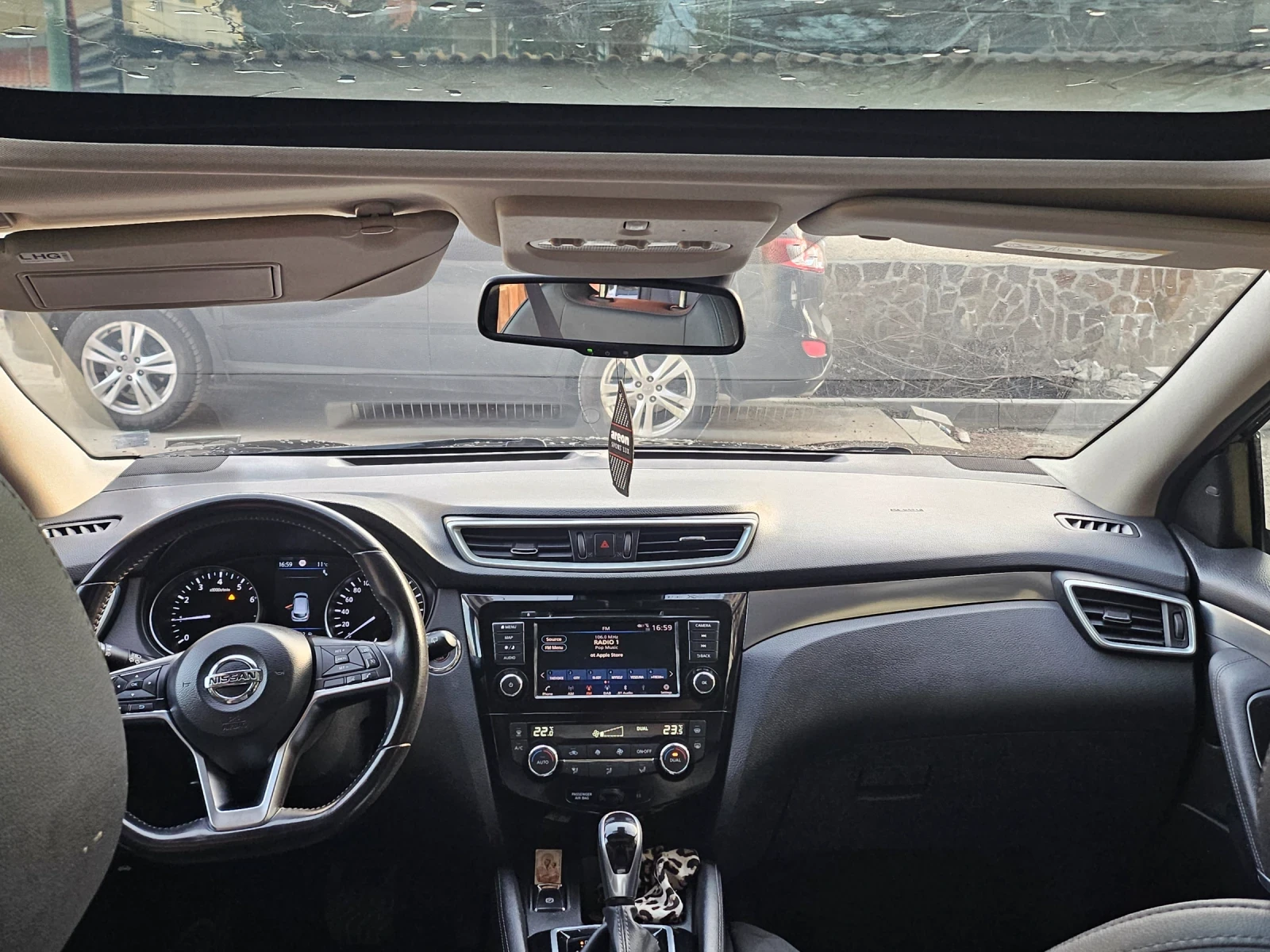 Nissan Qashqai, снимка 4 - Автомобили и джипове - 53781941