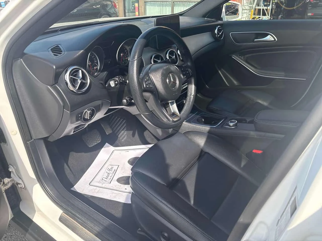 Mercedes-Benz GLA 250 PANO| ПОДГРЕВИ| ПАМЕТ| 2 КЛЮЧА| , снимка 7 - Автомобили и джипове - 55293814