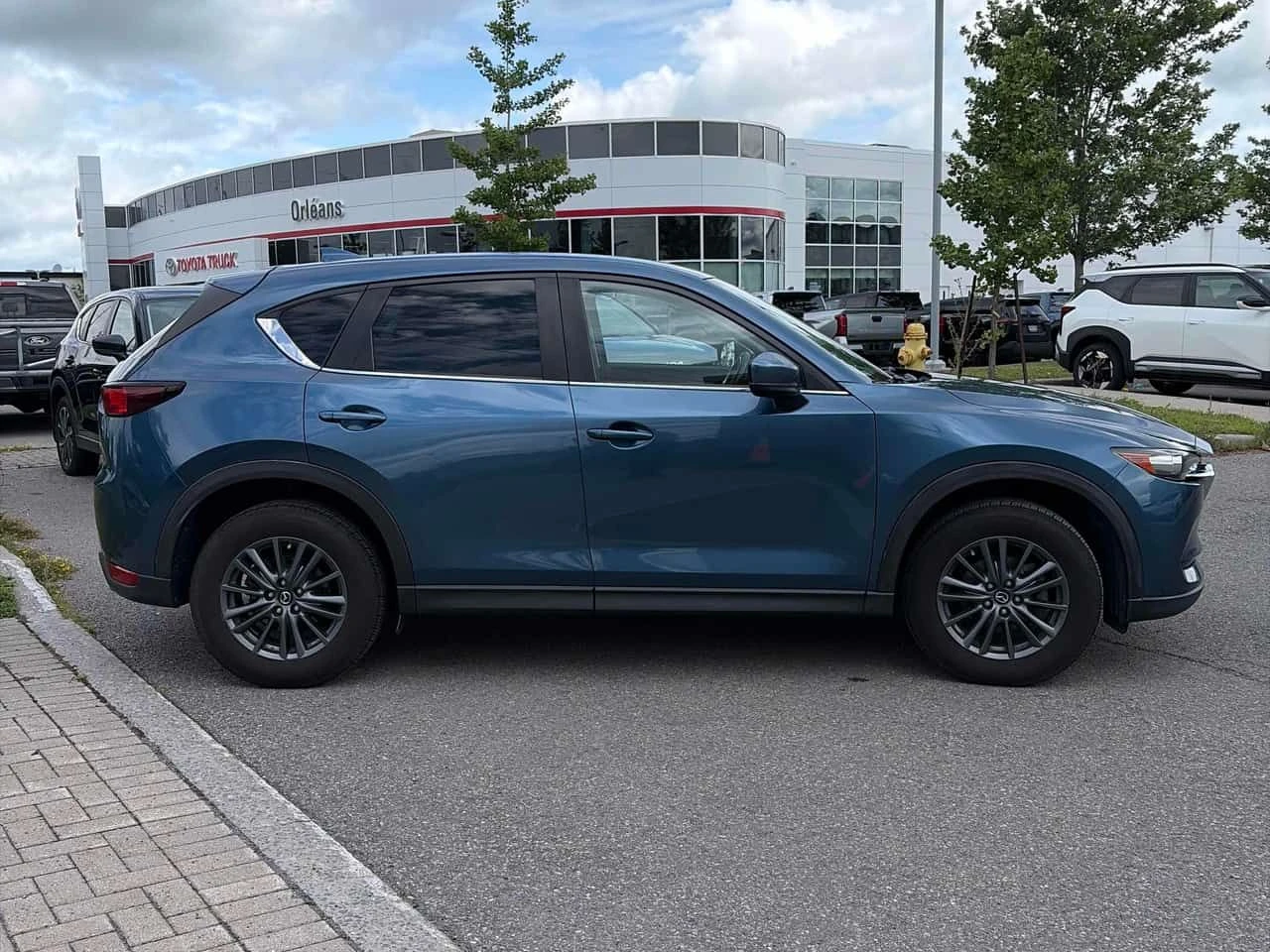 Mazda CX-5 * GS * CARFAX * БЕЗ ПЪРВОНАЧАЛНА ВНОСКА, снимка 3 - Автомобили и джипове - 55396390