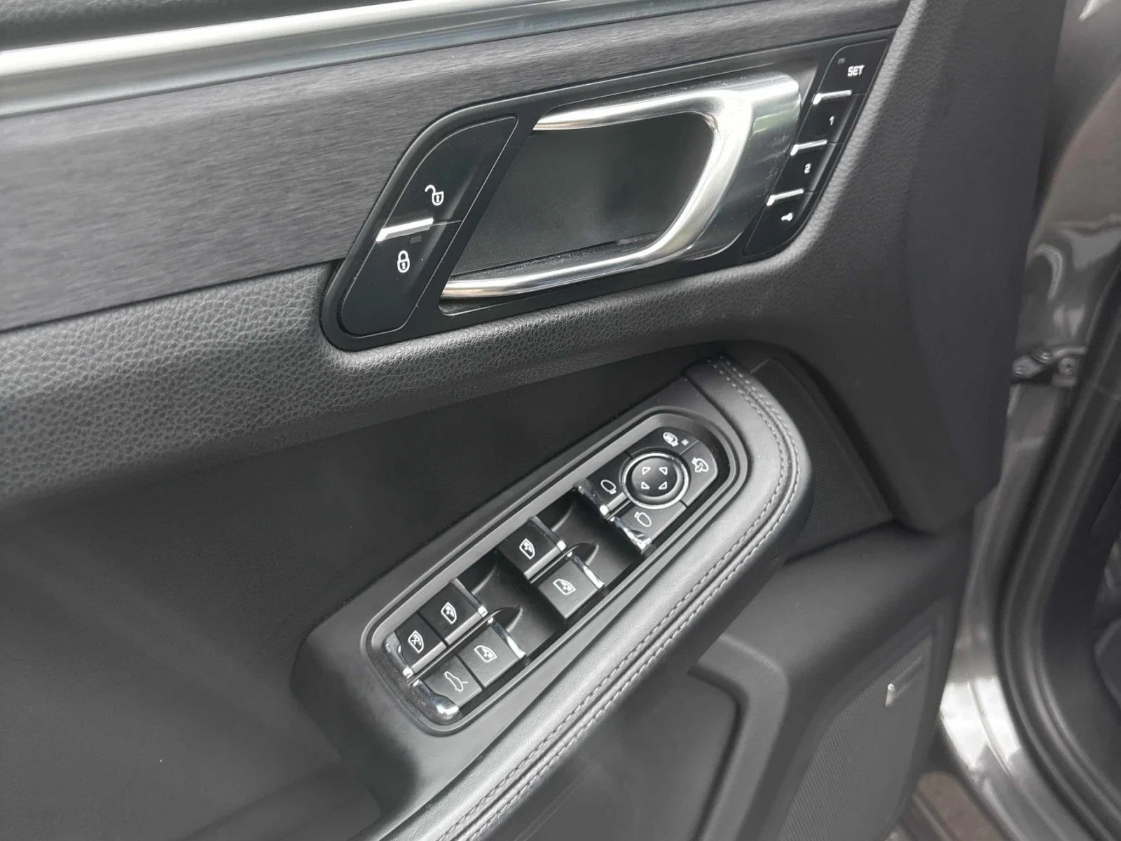 Porsche Macan GTS* BOSE* ПОДГРЕВ* ПАНОРАМА* CARFAX , снимка 12 - Автомобили и джипове - 55640899