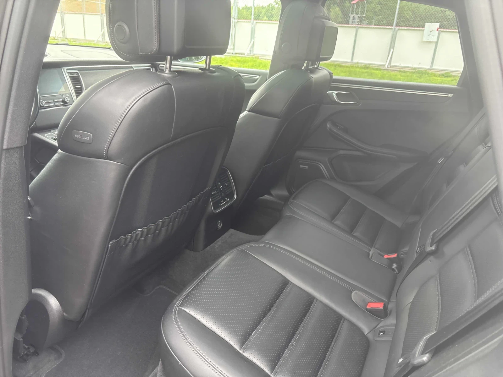 Porsche Macan GTS* BOSE* ПОДГРЕВ* ПАНОРАМА* CARFAX , снимка 17 - Автомобили и джипове - 55640899
