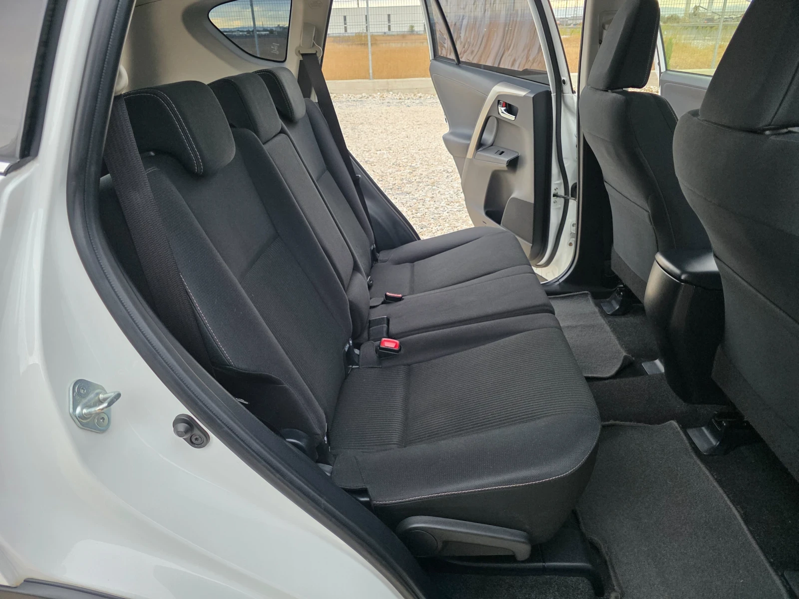 Toyota Rav4 2.0i 4x4 Navi ����������� HandsFree | Mobile.bg � ����������� 9