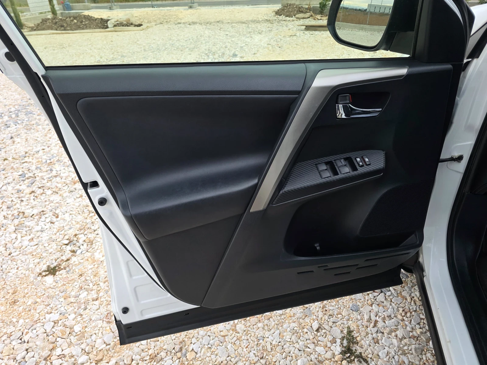 Toyota Rav4 2.0i 4x4 Navi ����������� HandsFree | Mobile.bg � ����������� 5