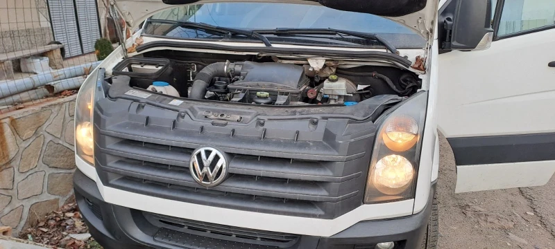 VW Crafter, снимка 11 - Бусове и автобуси - 47426776