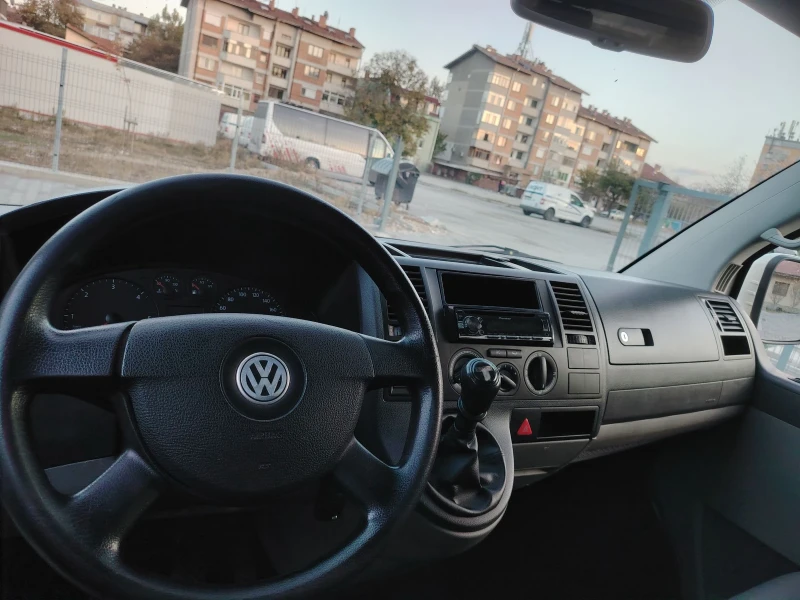 VW T5 1.9TDI KLIMA , снимка 7 - Бусове и автобуси - 48019353