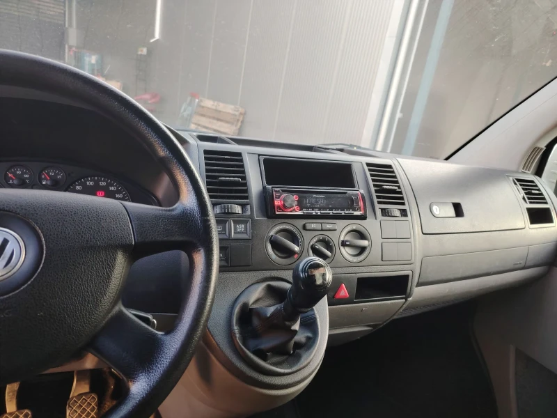 VW T5 1.9TDI KLIMA , снимка 6 - Бусове и автобуси - 47919858