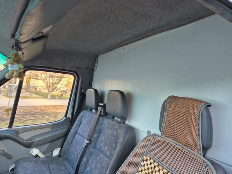 Mercedes-Benz Sprinter 208, снимка 10 - Бусове и автобуси - 53143670