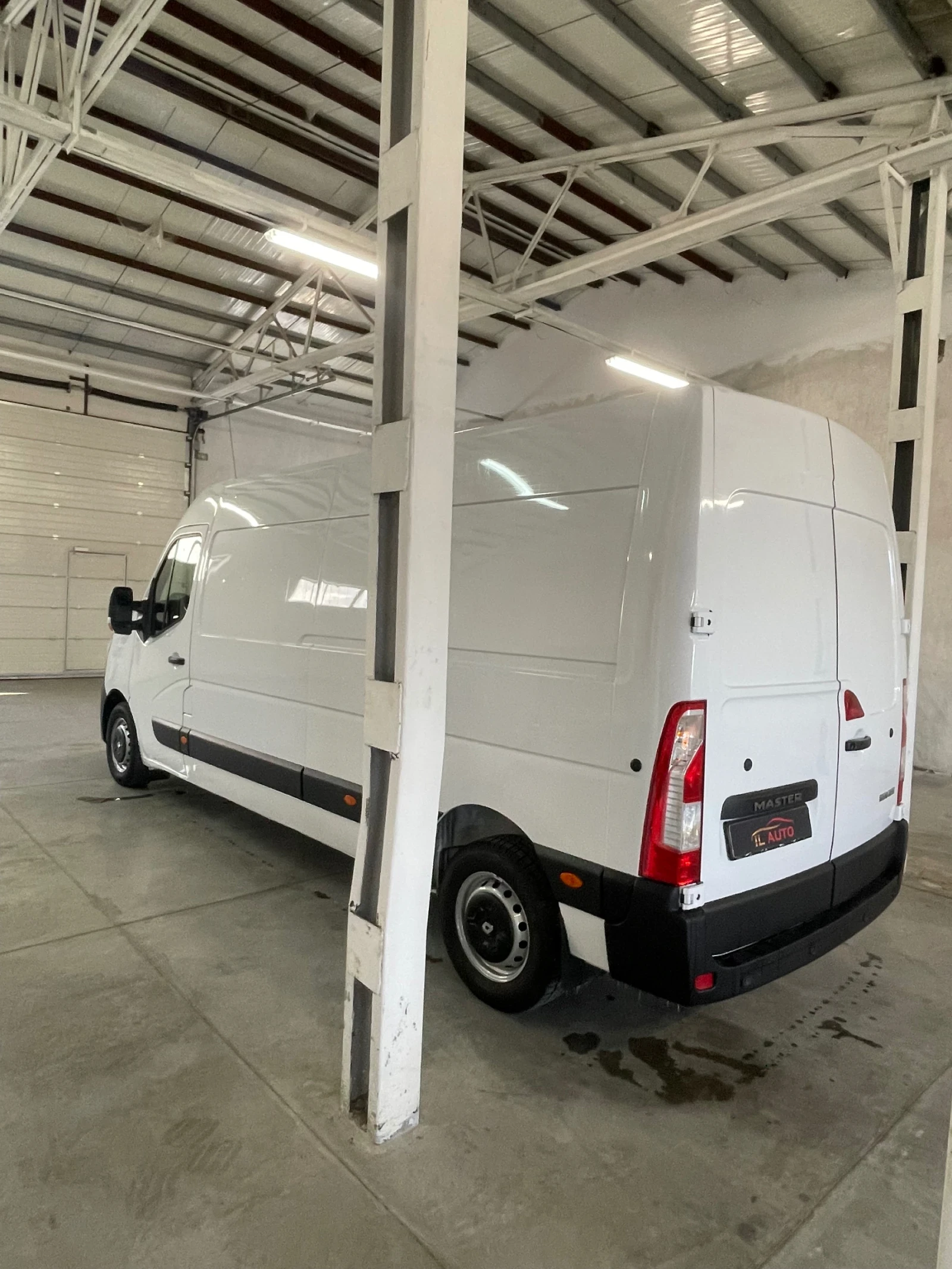 Renault Master T35/2.3/клима/преден и заден парктр/6ск/автопилот/ - изображение 5