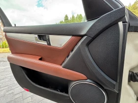 Mercedes-Benz C 220, снимка 8