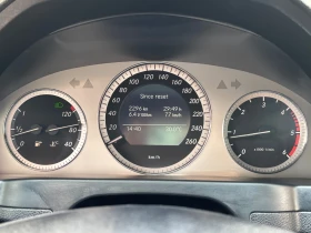 Mercedes-Benz C 220, снимка 12