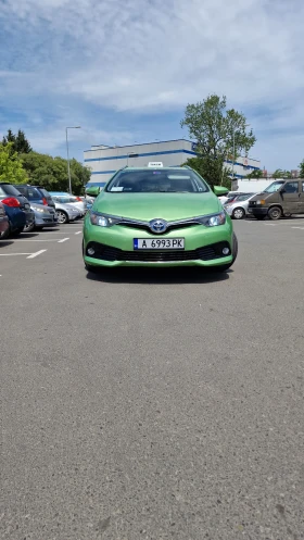 Toyota Auris Hybrid + ГАЗ, снимка 1