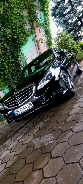 Mercedes-Benz E 350 BLACK EDITION , снимка 3