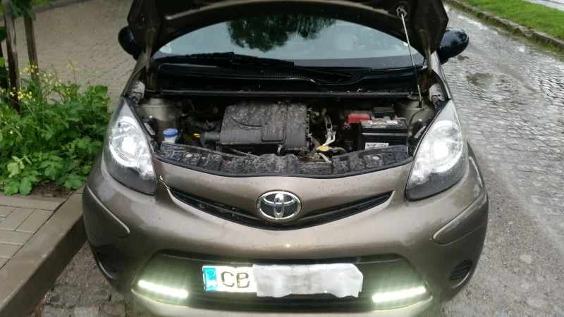 Toyota Aygo Айго, снимка 9 - Автомобили и джипове - 47410298