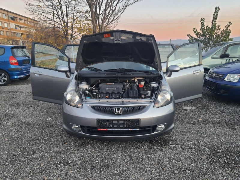 Honda Jazz 3бр., снимка 8 - Автомобили и джипове - 48035207