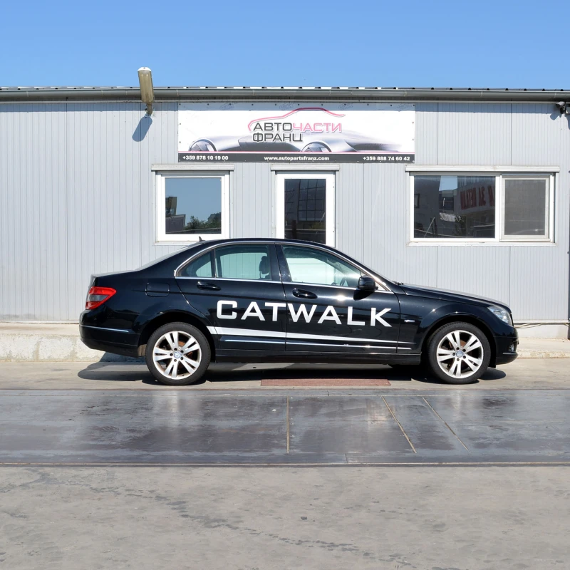 Mercedes-Benz C 180 1.8 CGI, снимка 2 - Автомобили и джипове - 51293444