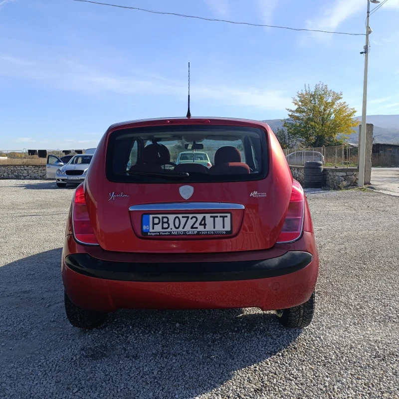 Lancia Ypsilon 1.2I 80к.с. климатик, снимка 3 - Автомобили и джипове - 52356646