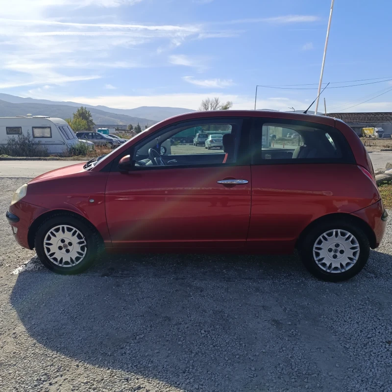Lancia Ypsilon 1.2I 80к.с. климатик, снимка 2 - Автомобили и джипове - 52356646