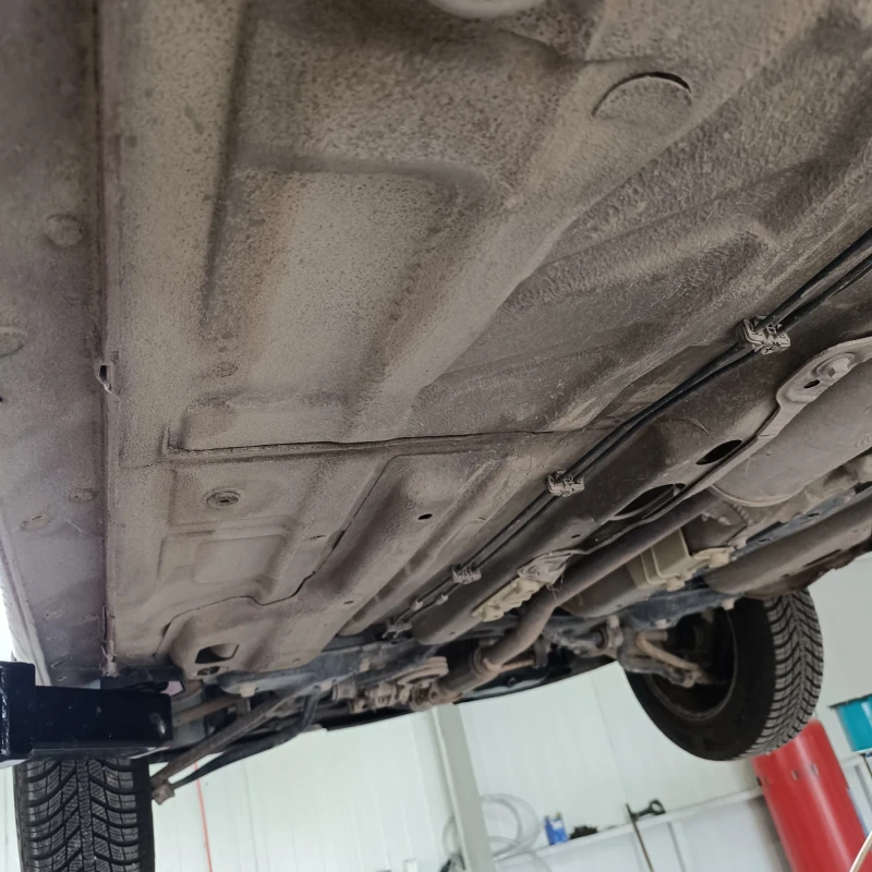 Lancia Ypsilon 1.2I 80к.с. климатик, снимка 13 - Автомобили и джипове - 52356646