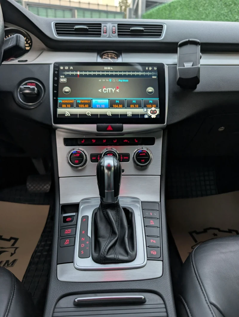 VW Passat 2.0TDI 177кс.* Highline* DCC* Дистроник* Подгрев, снимка 11 - Автомобили и джипове - 52405032