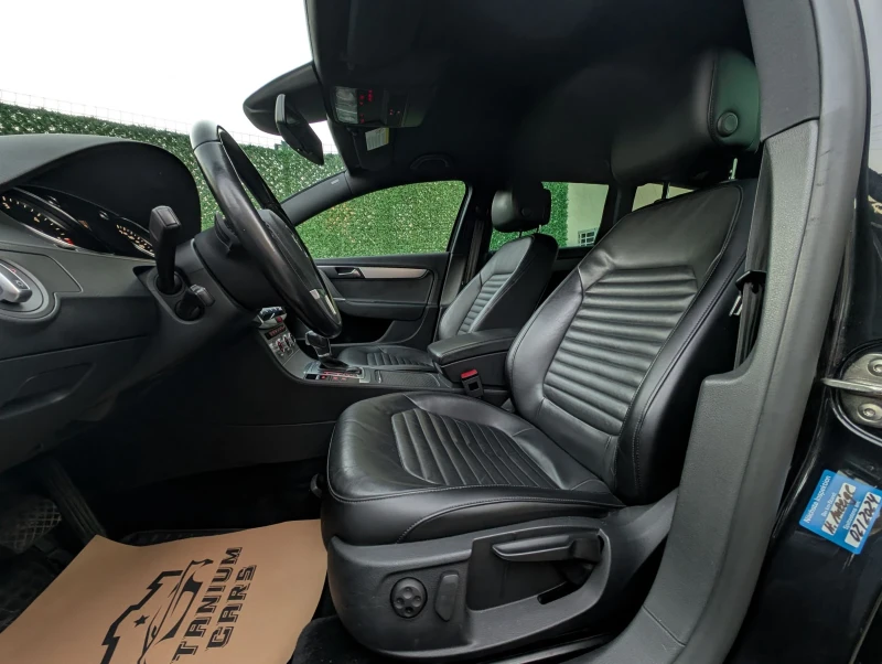 VW Passat 2.0TDI 177кс.* Highline* DCC* Дистроник* Подгрев, снимка 10 - Автомобили и джипове - 52405032