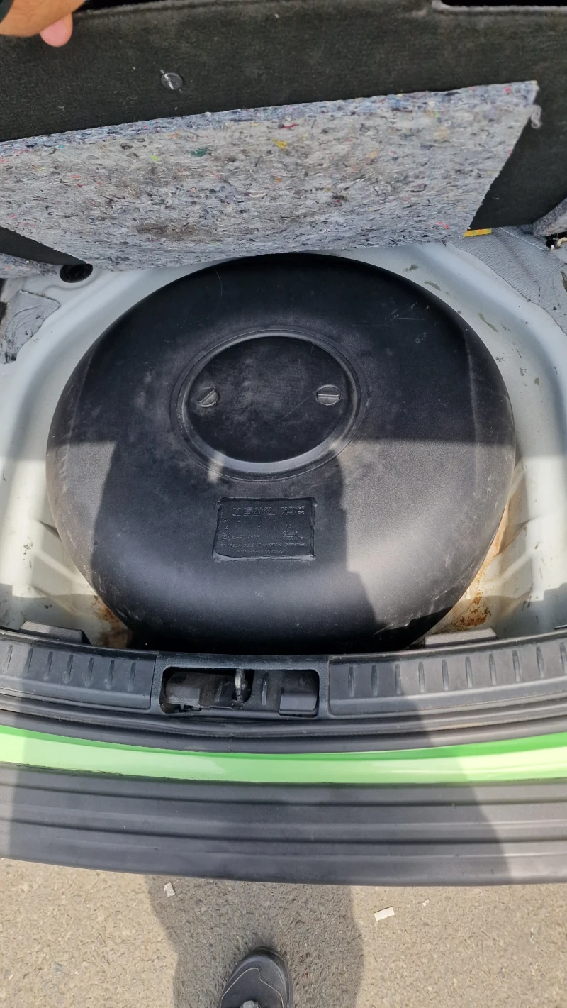 Toyota Auris Hybrid + ГАЗ, снимка 10 - Автомобили и джипове - 52514447