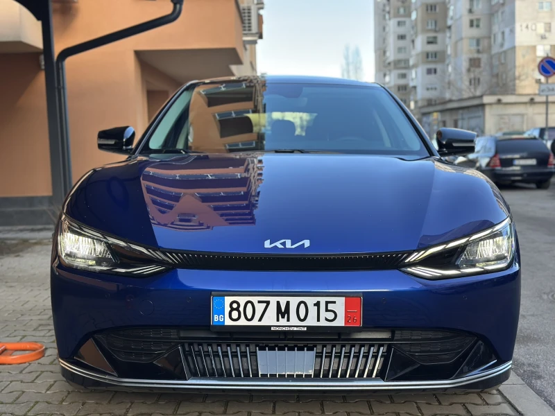 Kia EV6, снимка 8 - Автомобили и джипове - 53122912