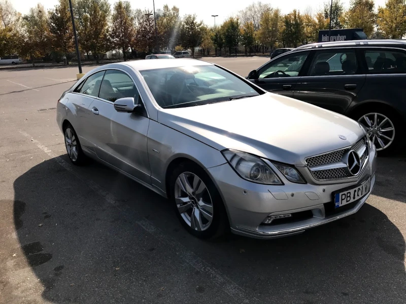 Mercedes-Benz E 350, снимка 12 - Автомобили и джипове - 53177412