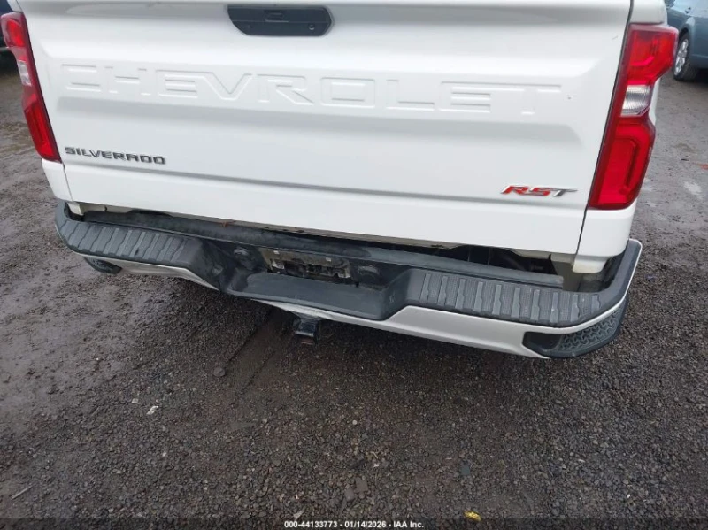 Chevrolet Silverado 1500 4WD Short Bed RST * СТАВА НА ГАЗ* CARFAX, снимка 6 - Автомобили и джипове - 53331527