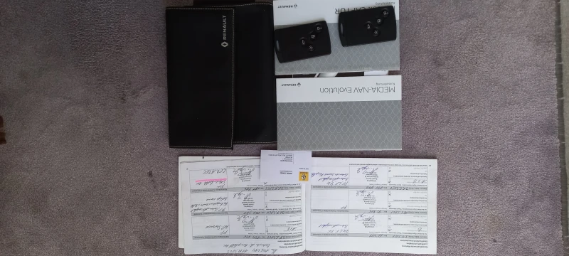 Renault Captur NAVI-КАМЕРА-SWISS, снимка 12 - Автомобили и джипове - 53473658