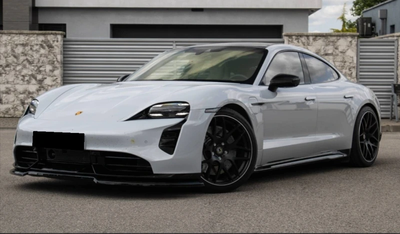 Porsche Taycan Turbo