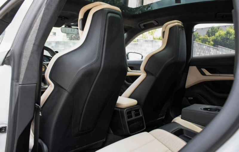 Porsche Taycan Turbo, снимка 7 - Автомобили и джипове - 53590185