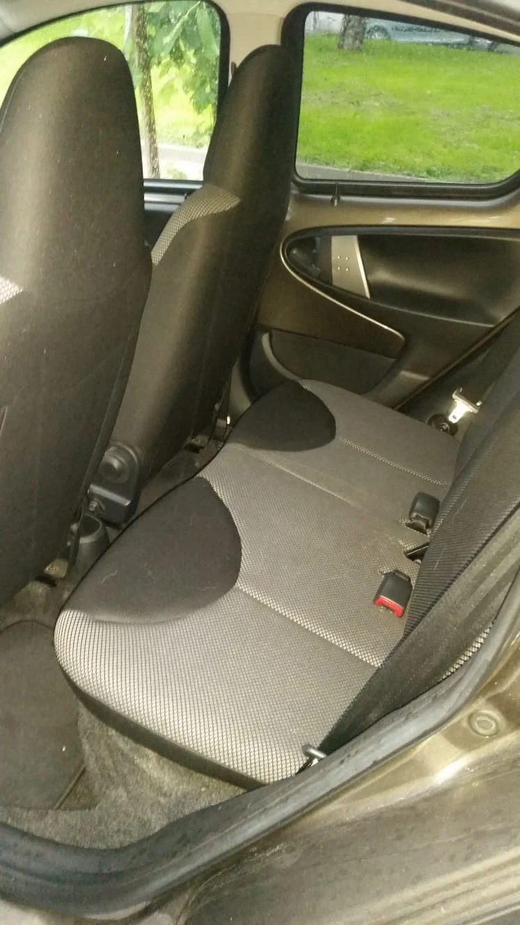 Toyota Aygo Айго, снимка 4 - Автомобили и джипове - 47410298