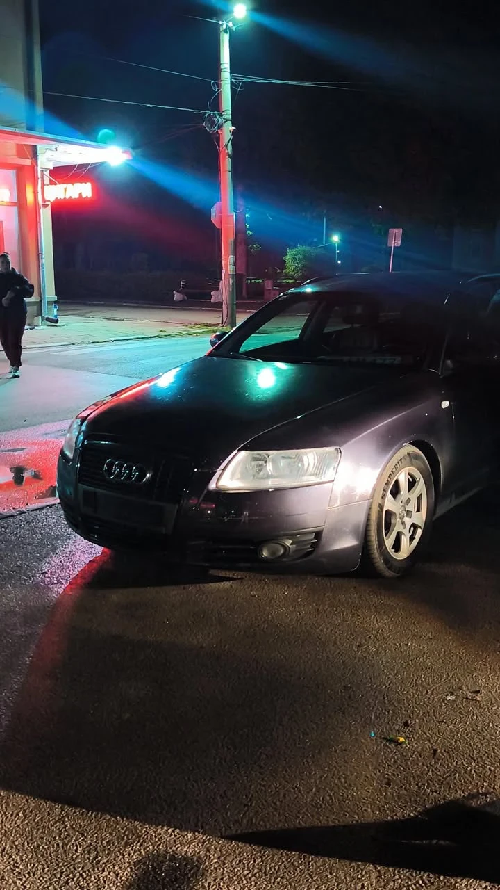 Audi A6, снимка 8 - Автомобили и джипове - 52891994