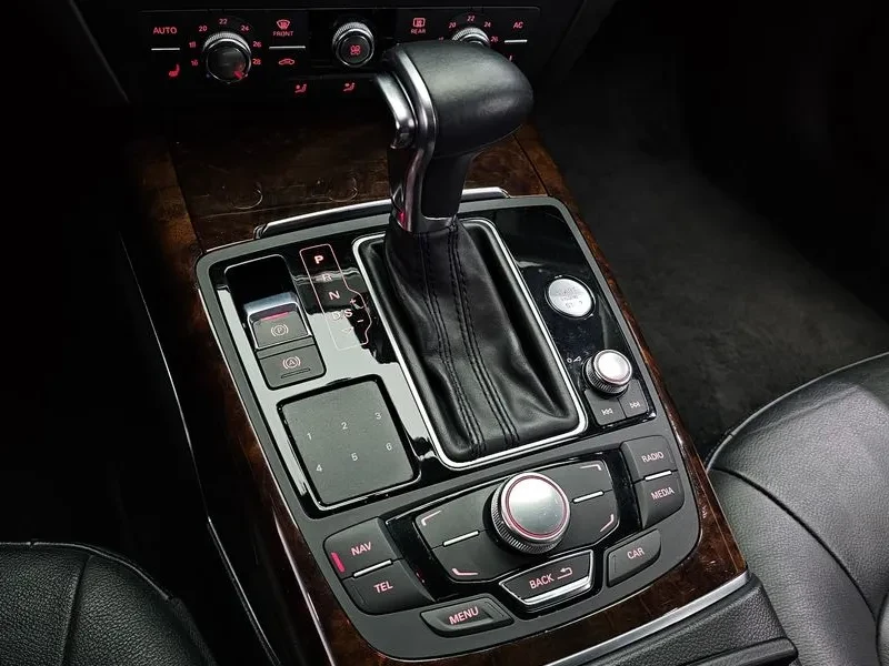 Audi A6 3.0 TDI Quattro, снимка 9 - Автомобили и джипове - 54560210