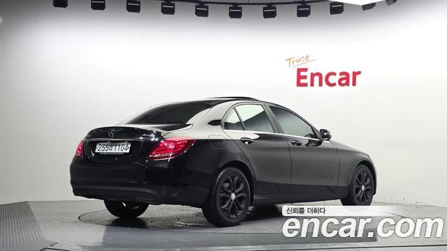 Mercedes-Benz C 200 | TOP SERVICE, снимка 2 - Автомобили и джипове - 55803745