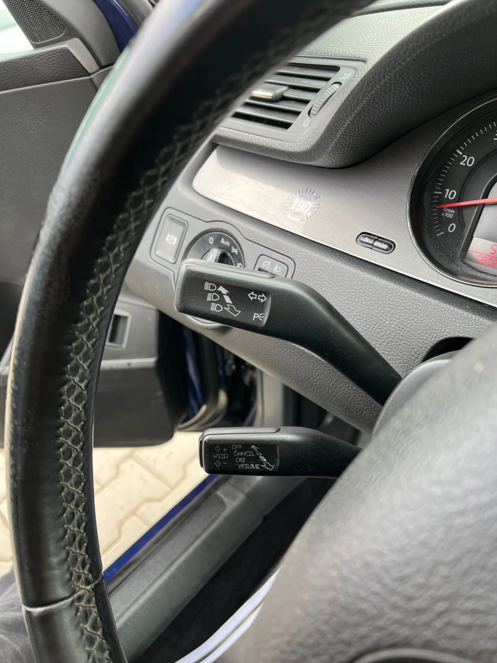 VW Passat  Нов внос* Топ* 6скорости* Подгреви*  | Mobile.bg — изображение 15