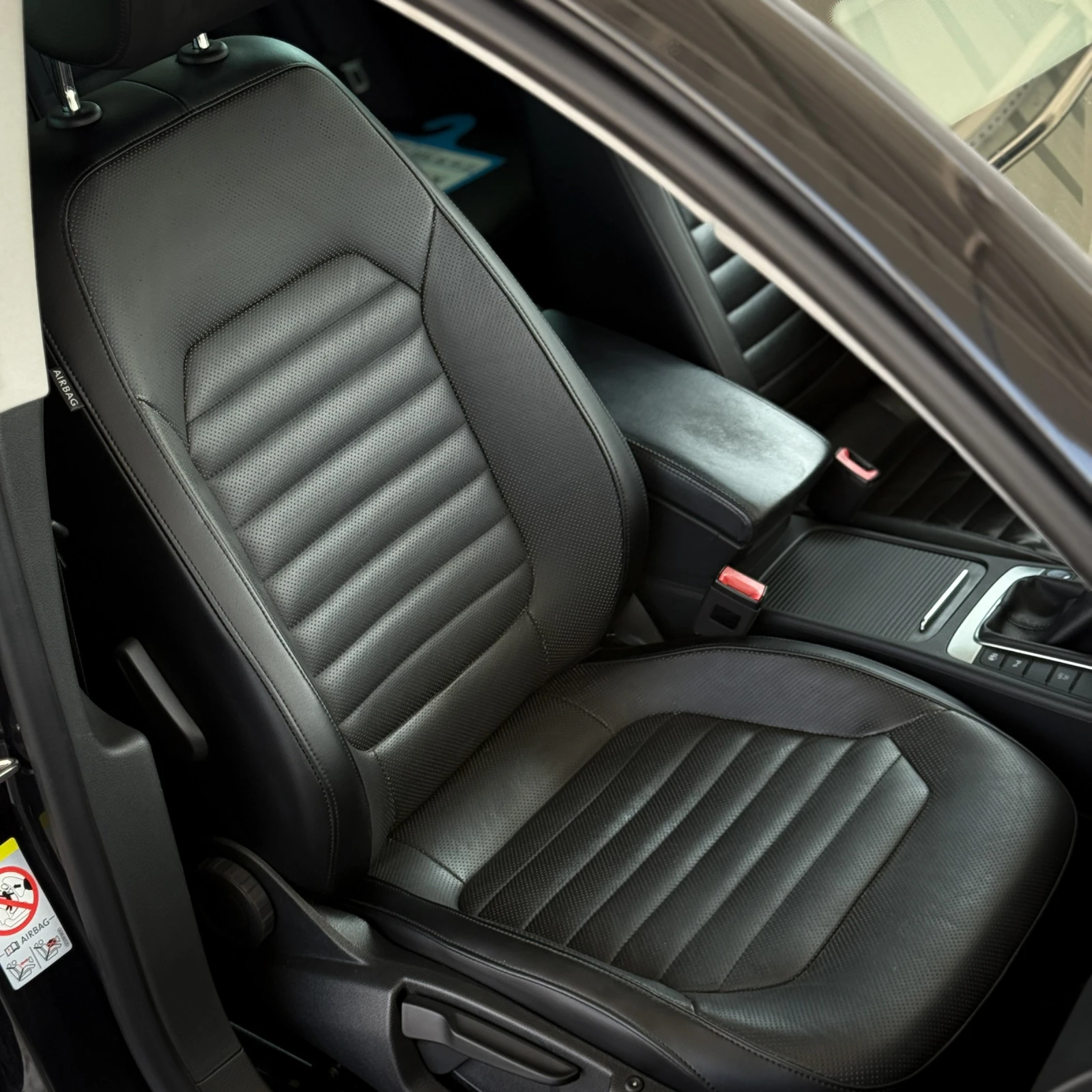 VW Passat 2.0 TDI - изображение 9