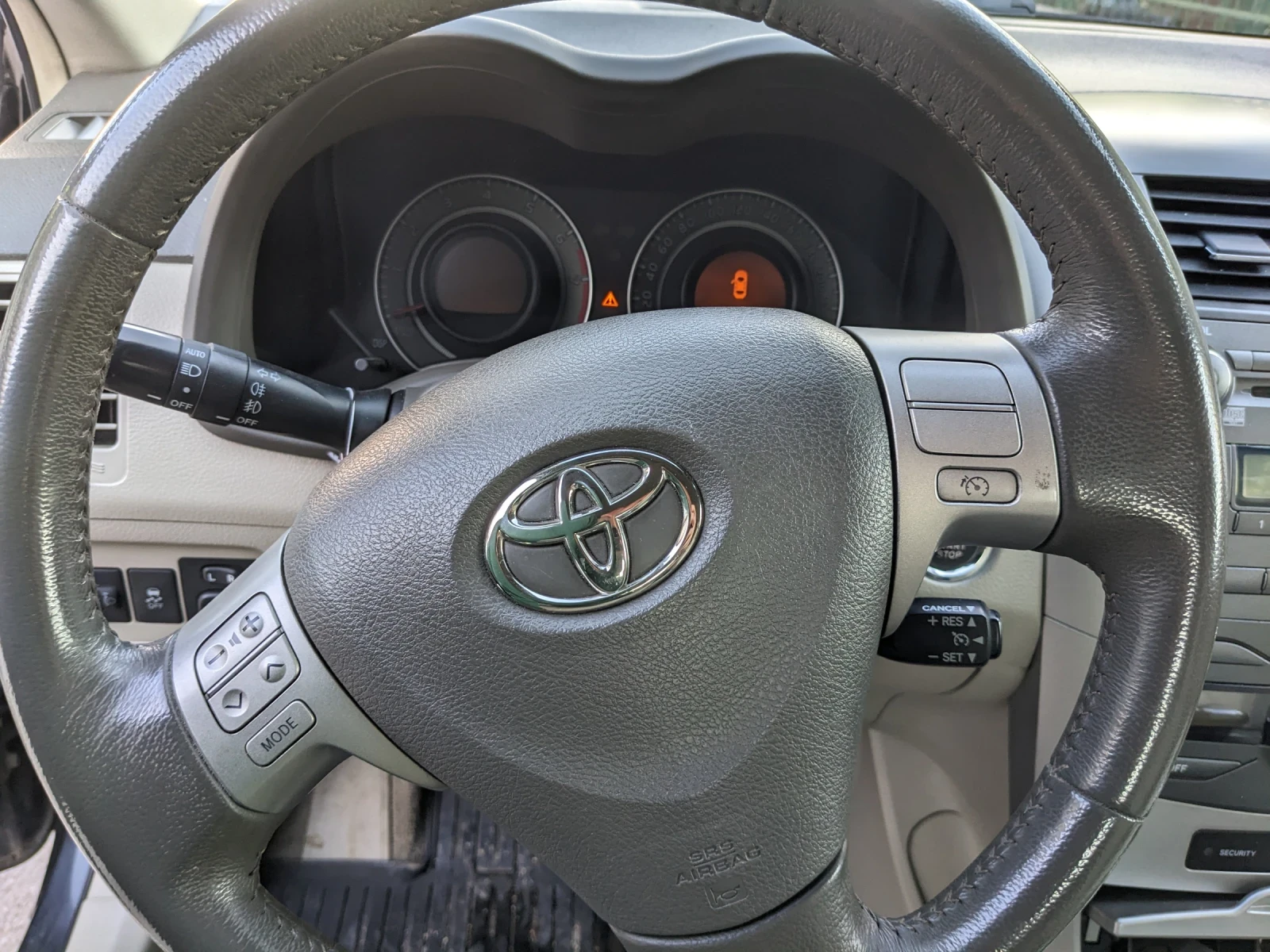 Toyota Corolla 1.6vvti - изображение 10