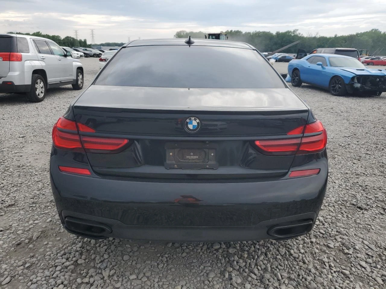 BMW 750 XE Bowers&Wilkins* Обдух* 360* Head-Up* Дистроник* - изображение 4