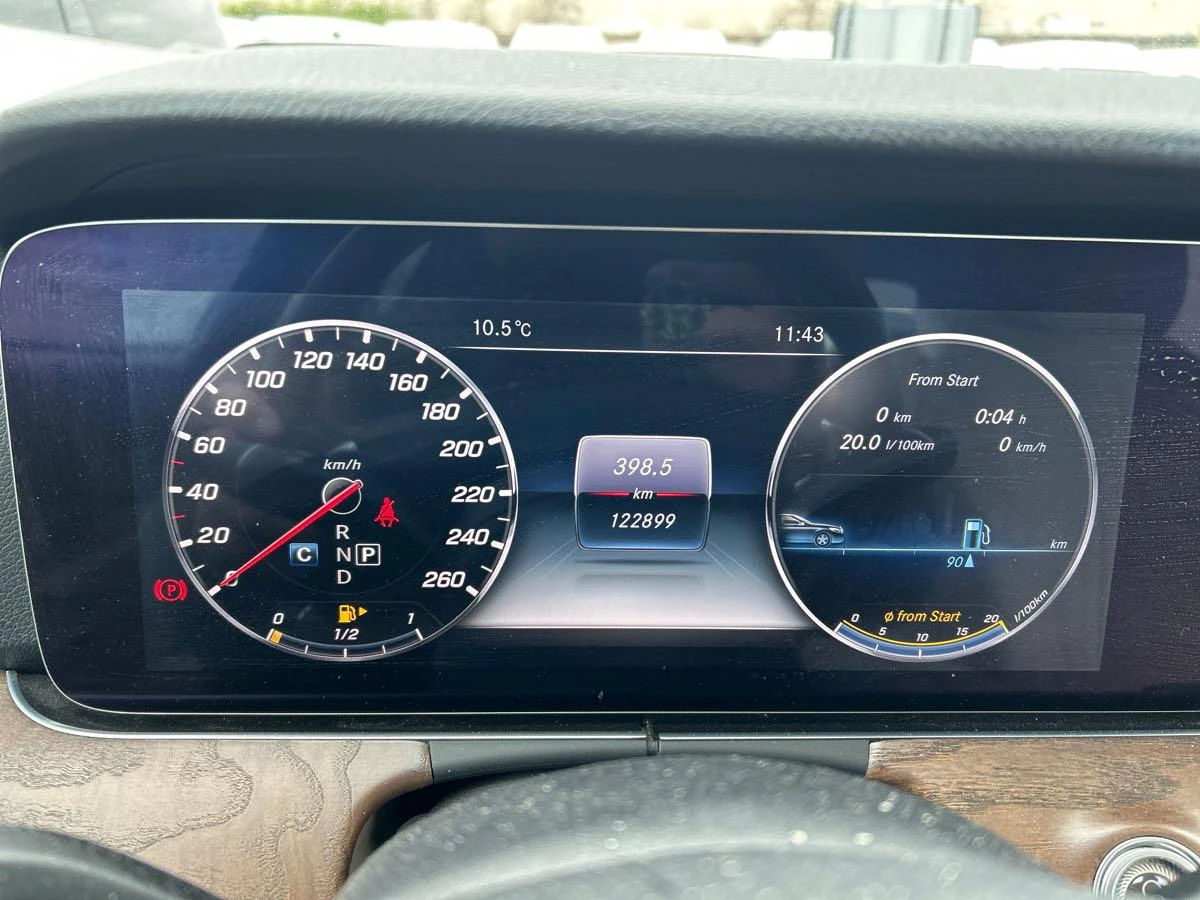 Mercedes-Benz E 300 * АВТОКРЕДИТ * CARFAX - изображение 7