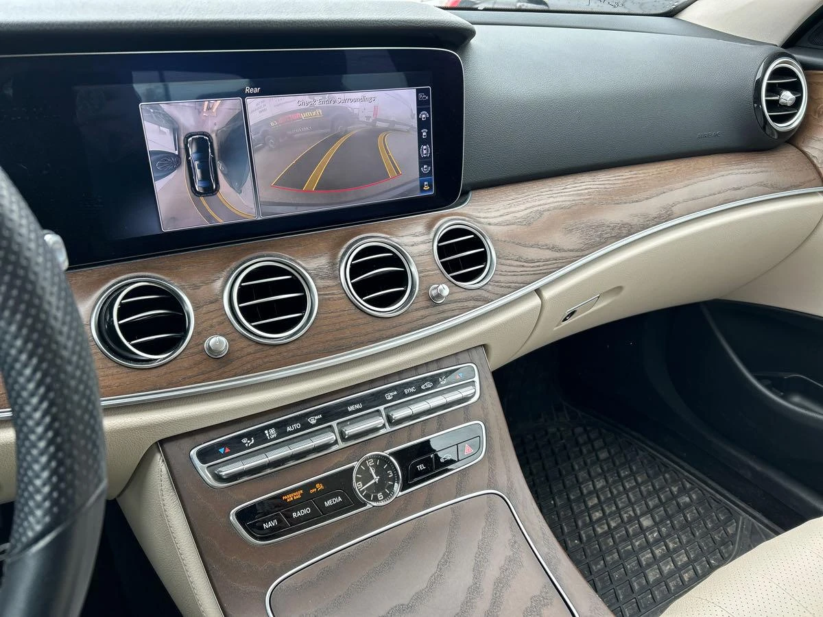 Mercedes-Benz E 300 * АВТОКРЕДИТ * CARFAX - изображение 9
