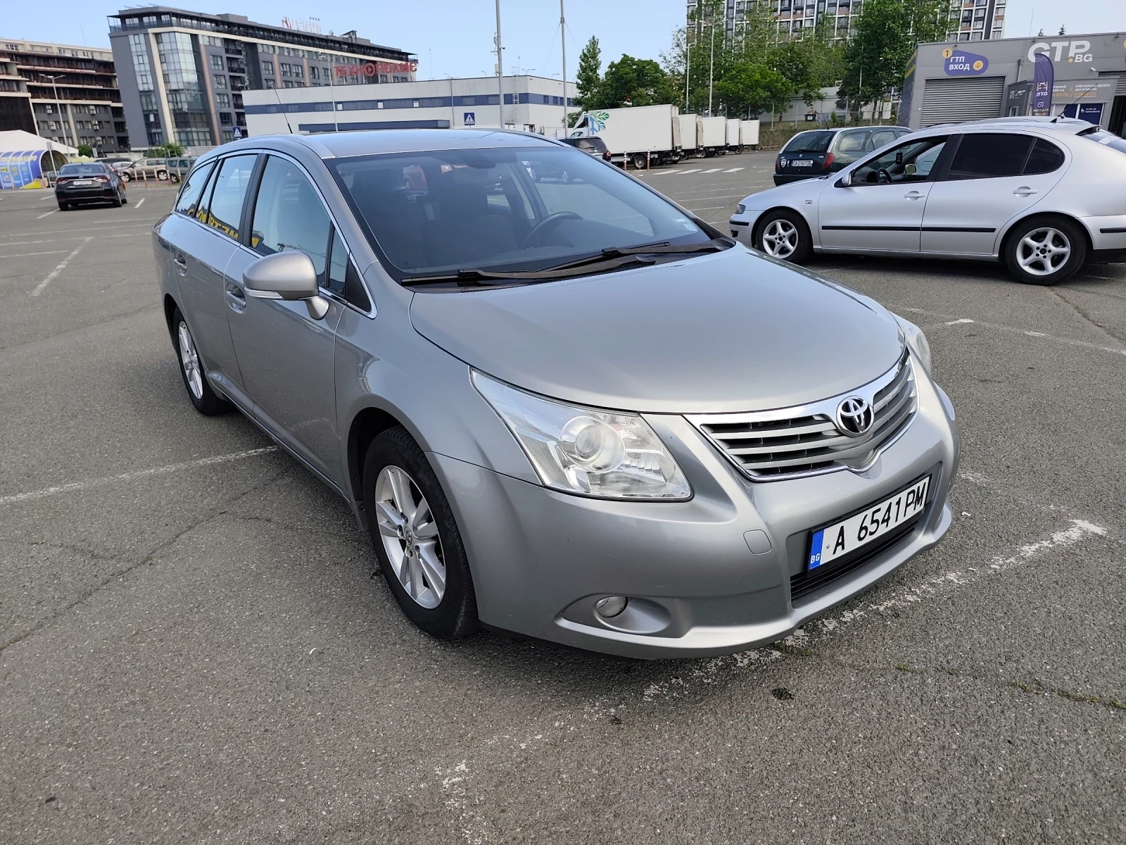 Toyota Avensis  - изображение 2