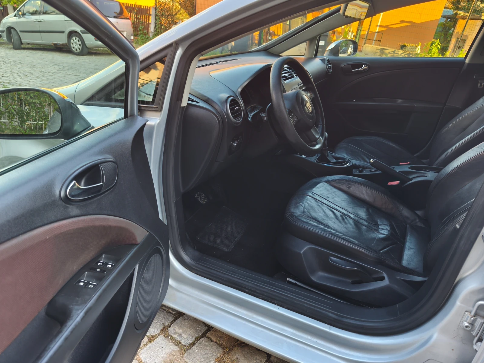 Seat Leon 2.0TDI/140K.S - изображение 5