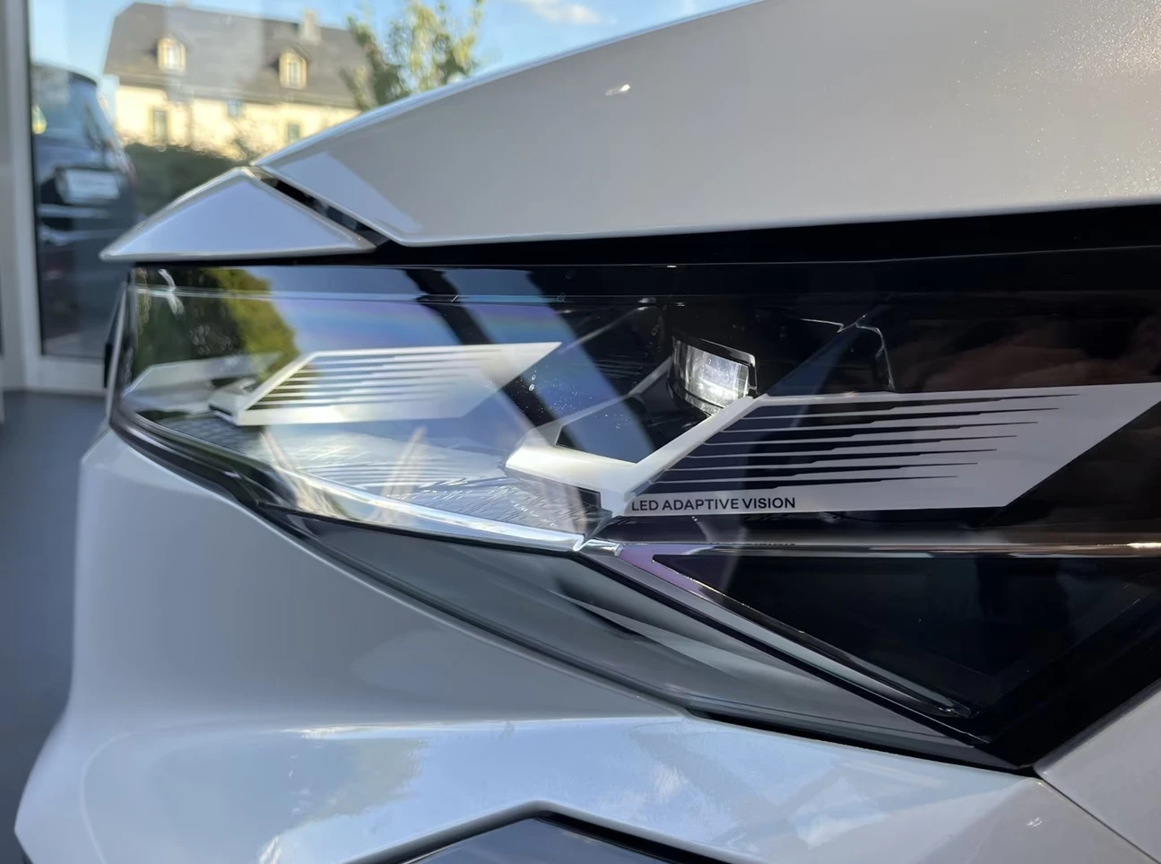 Renault Austral Esprit Alpine Full Hybrid E-Tech 200 - изображение 4