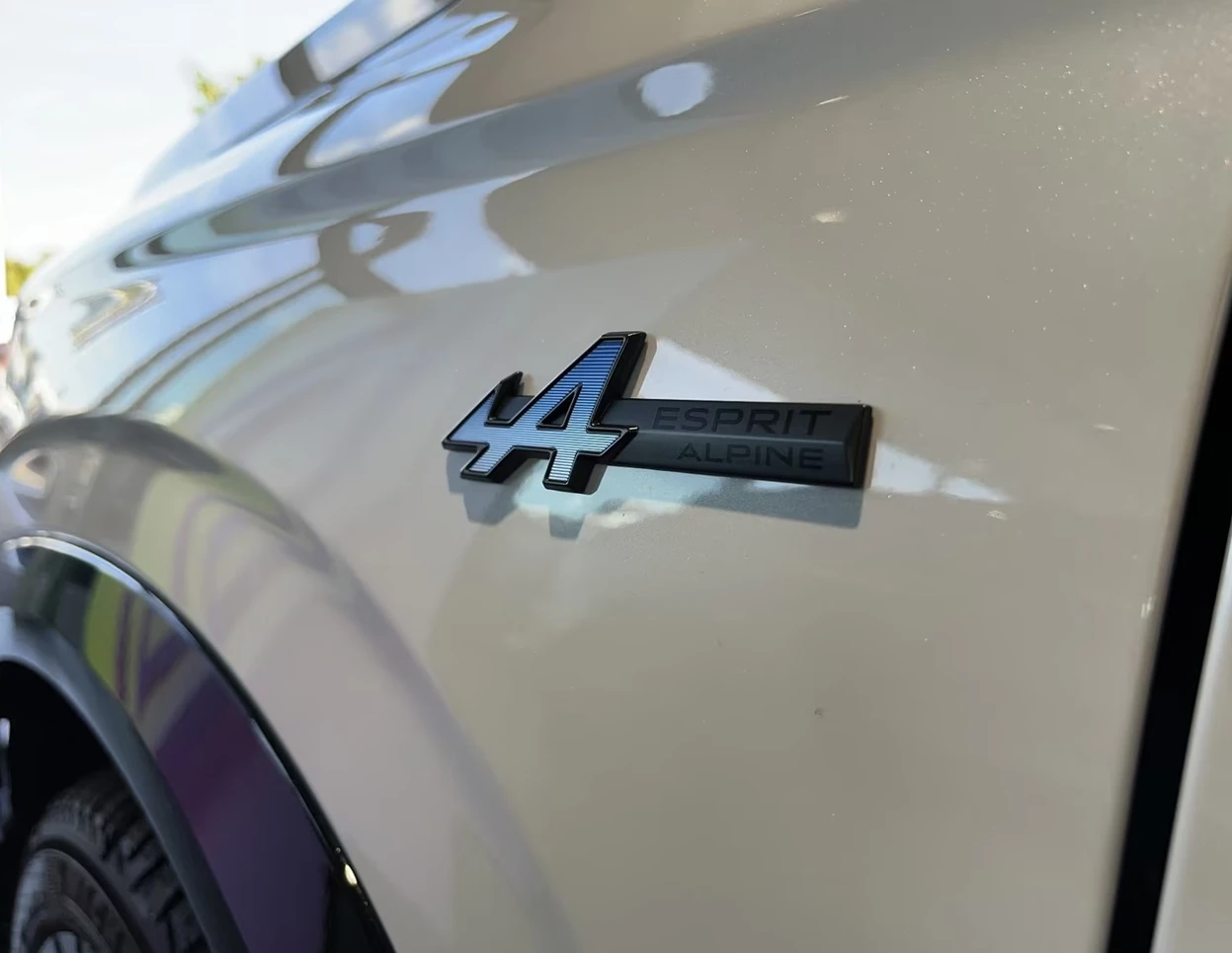 Renault Austral Esprit Alpine Full Hybrid E-Tech 200 - изображение 5