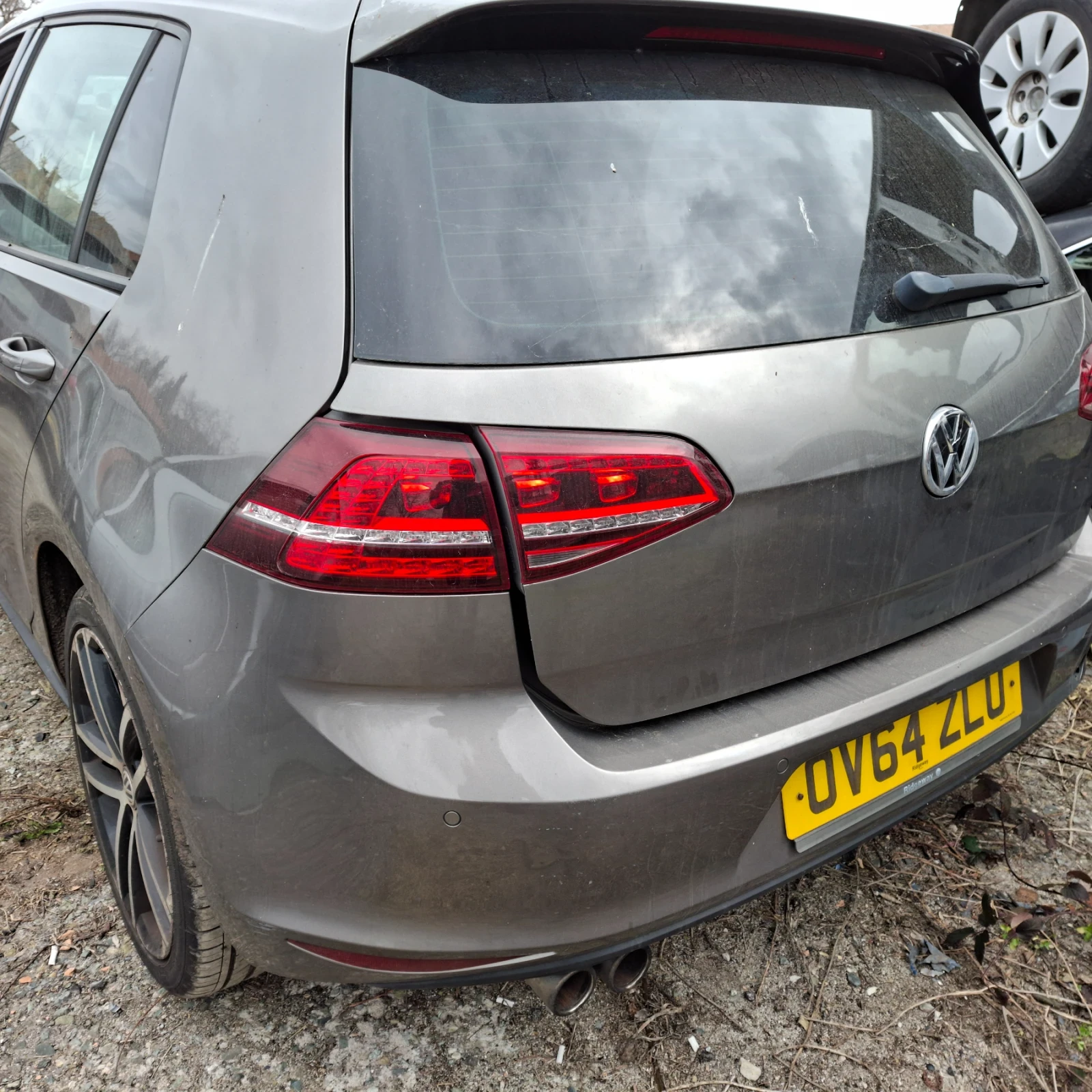 VW Golf 1.4 tfsi, снимка 3 - Автомобили и джипове - 53905912