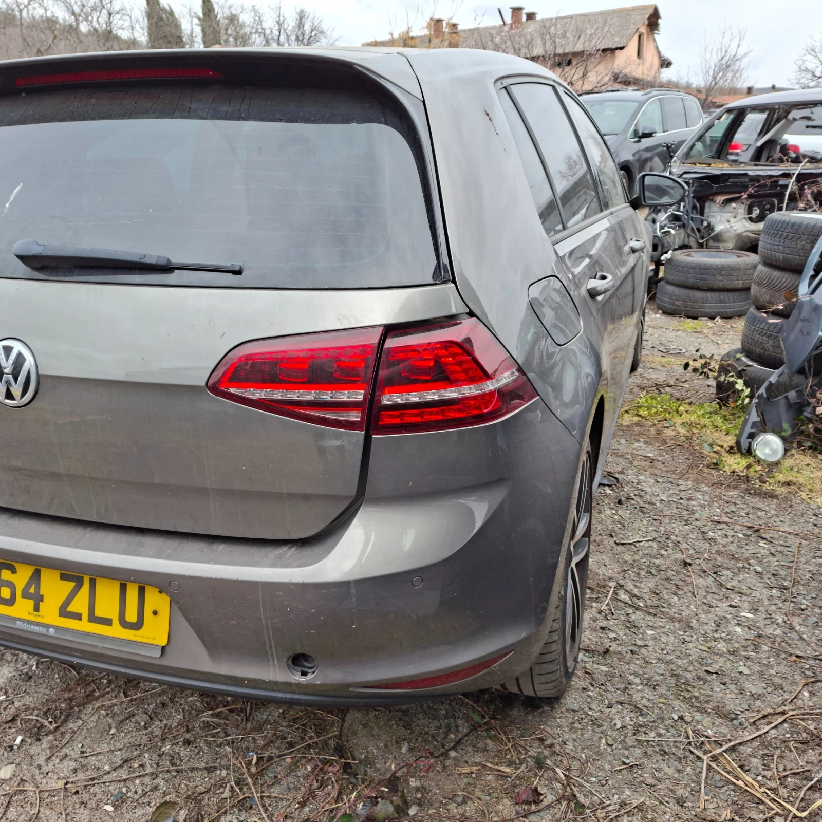 VW Golf 1.4 tfsi, снимка 5 - Автомобили и джипове - 53905912