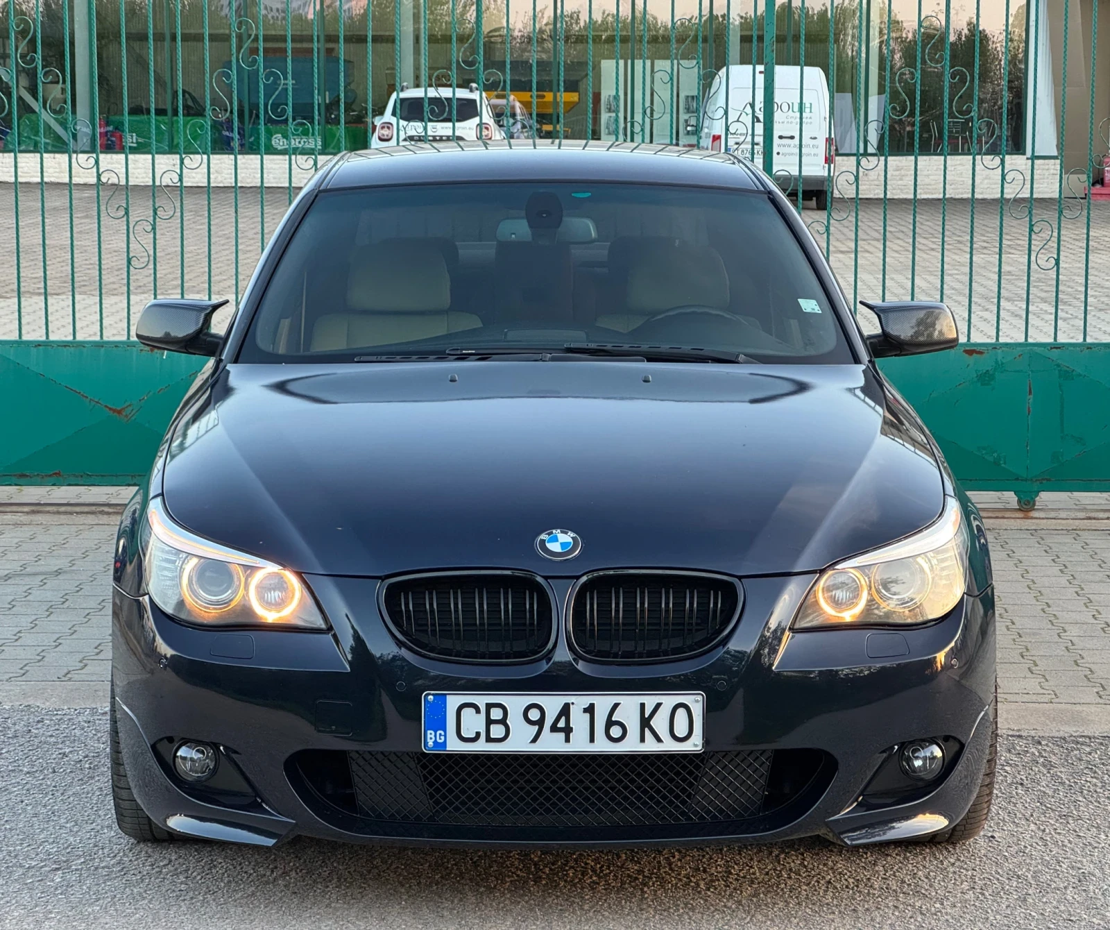 BMW 530 M-Packet, Facelift, Automat, снимка 2 - Автомобили и джипове - 54314751