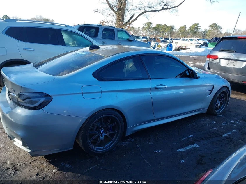 BMW M4 2015 BMW M4, снимка 4 - Автомобили и джипове - 54745931
